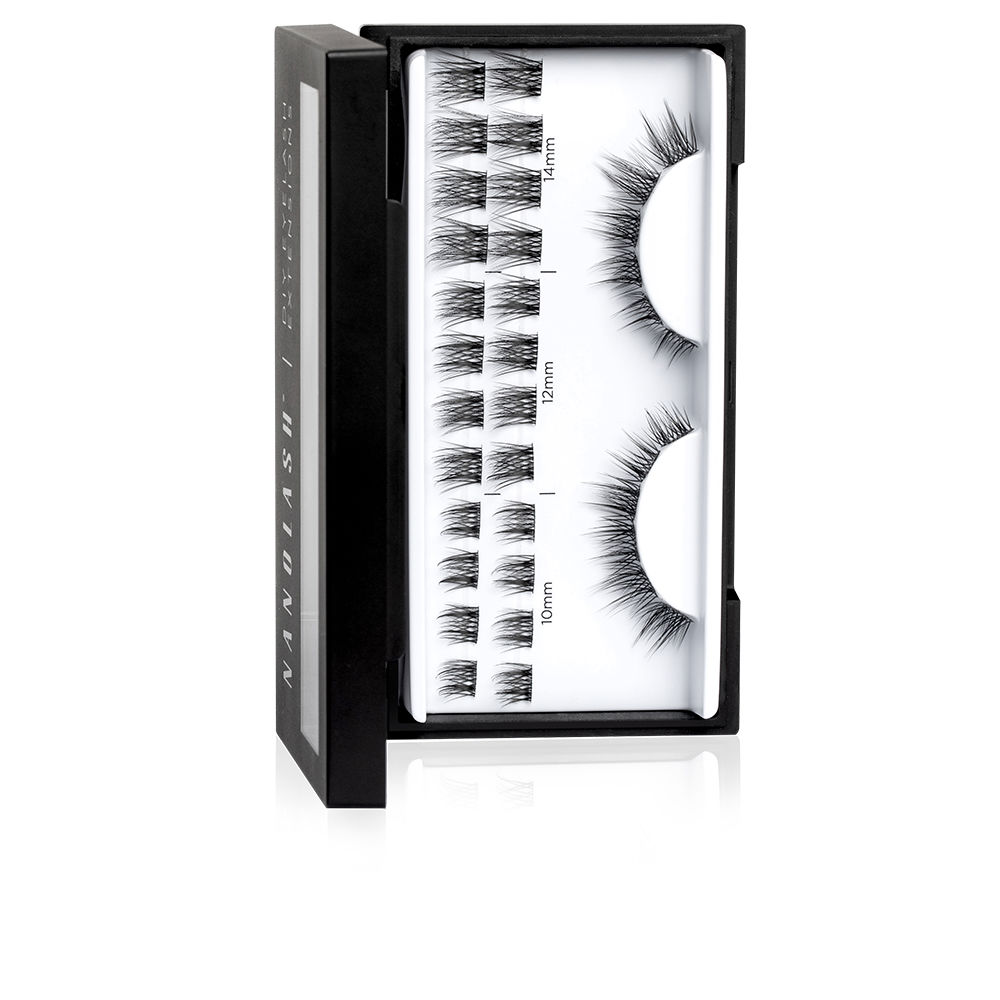 FLIRTY eyelashes in cluster